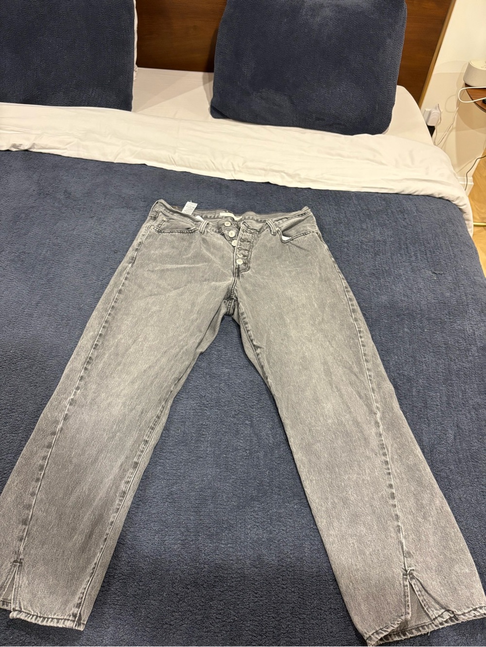 Levi's Women's Gray Straight-Leg Button-Fly Jeans